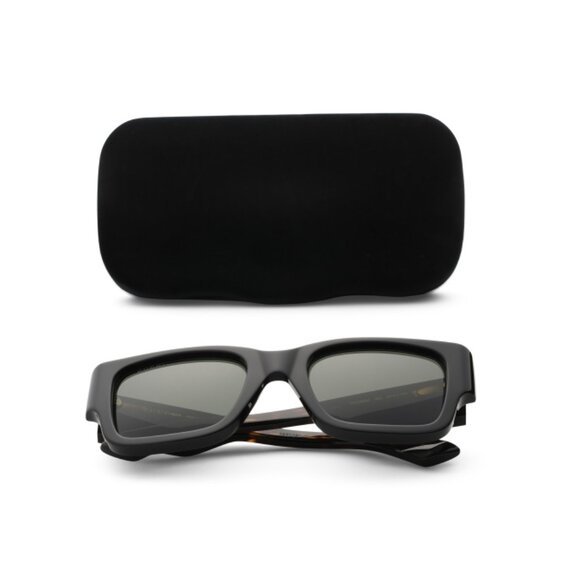 GUCCI Black 52mm Square Sunglasses - Picture 1 of 2